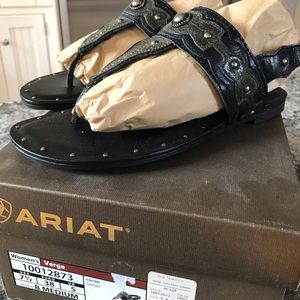 Arias Sandals